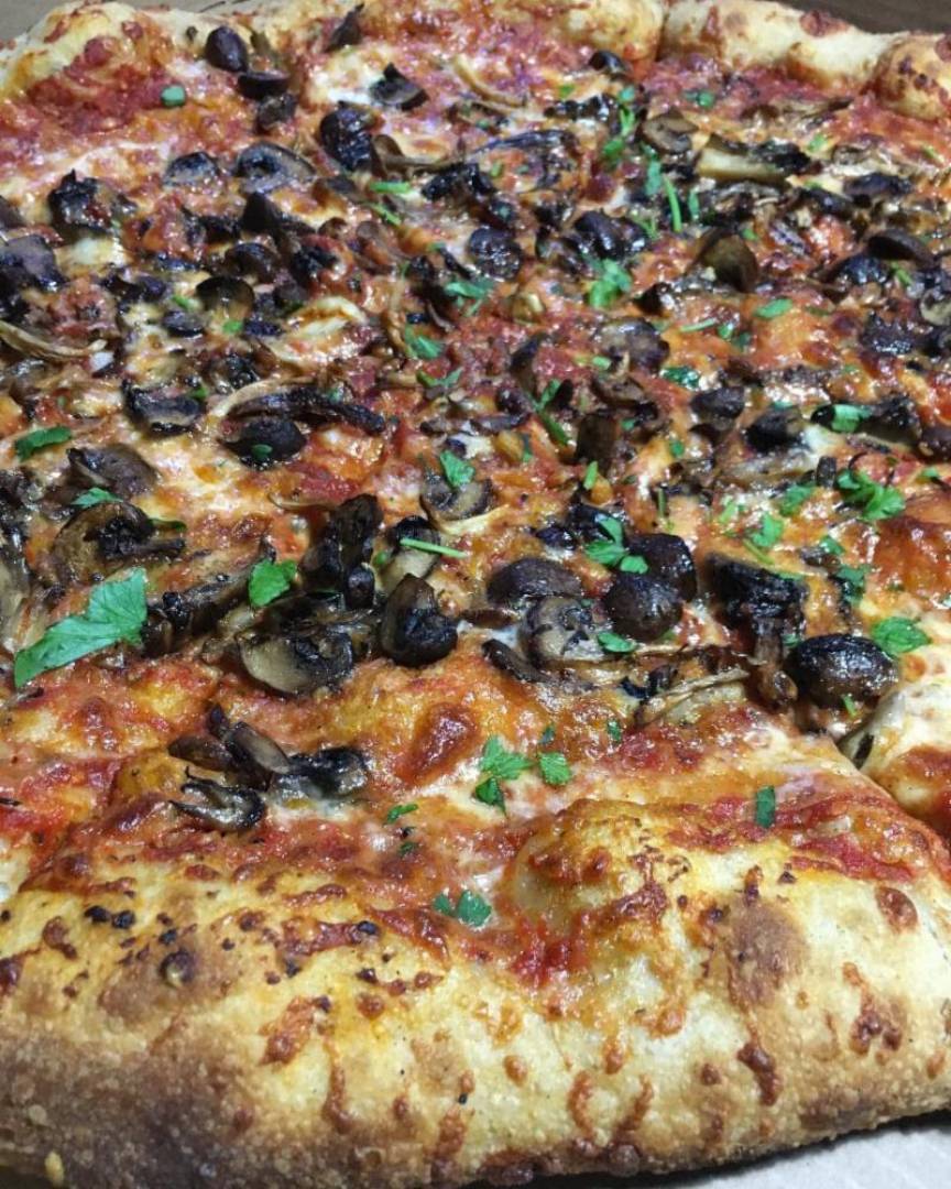 Grilled Mushroom Seasons Pizza