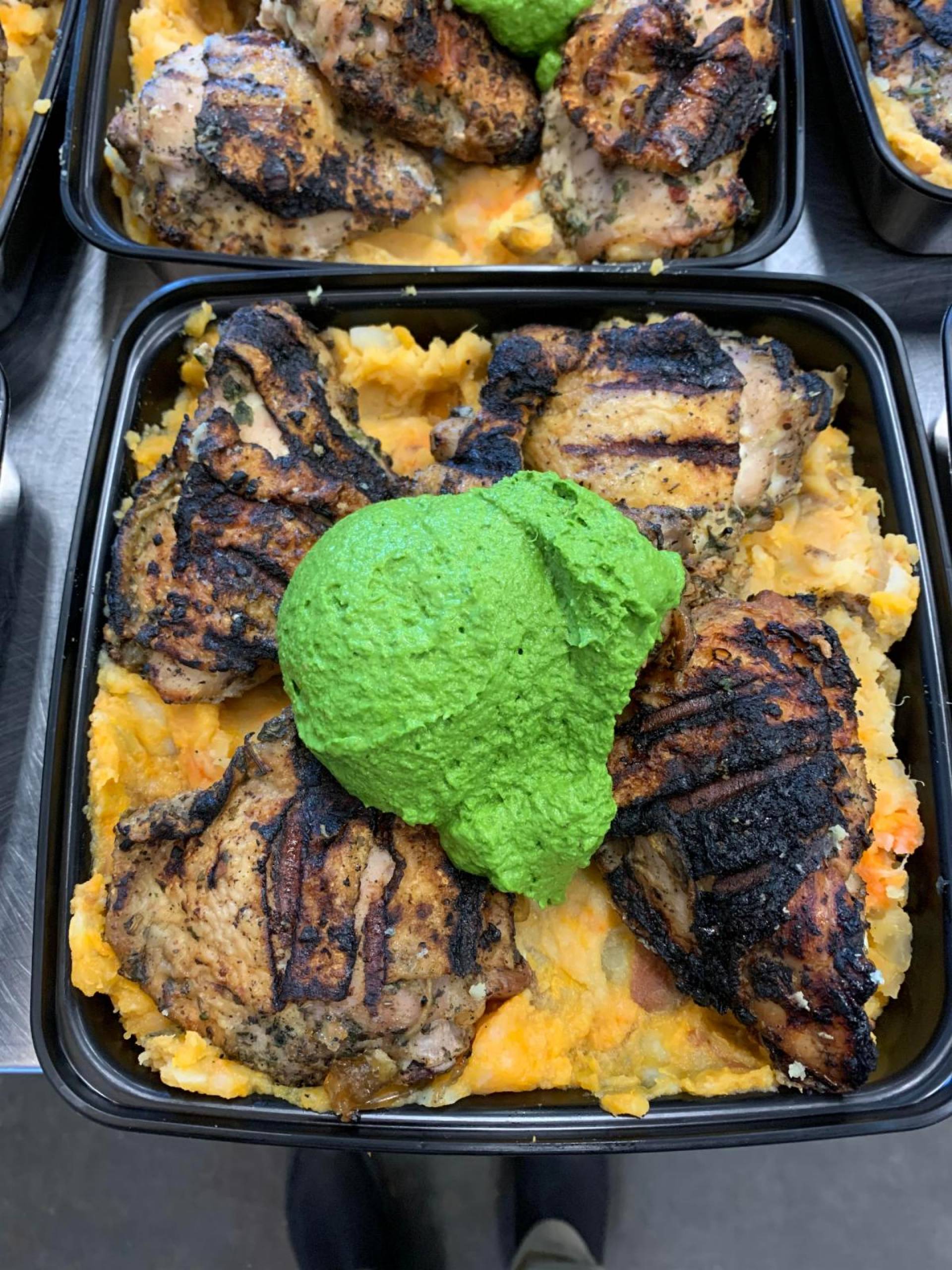 Herb Pesto Grilled Chicken (4 Portion)