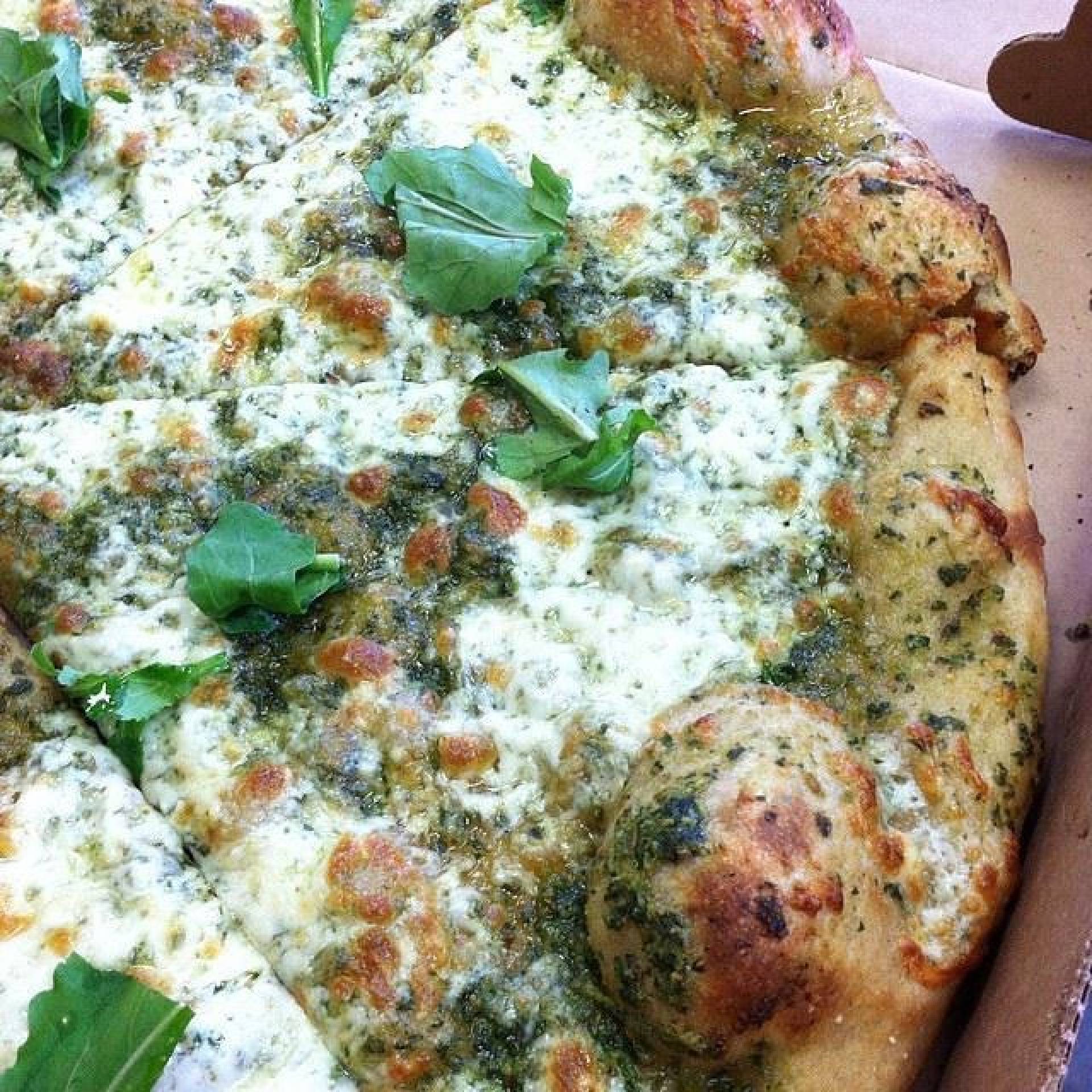 Arugula Pesto Pizza Arugula Pesto Pizza