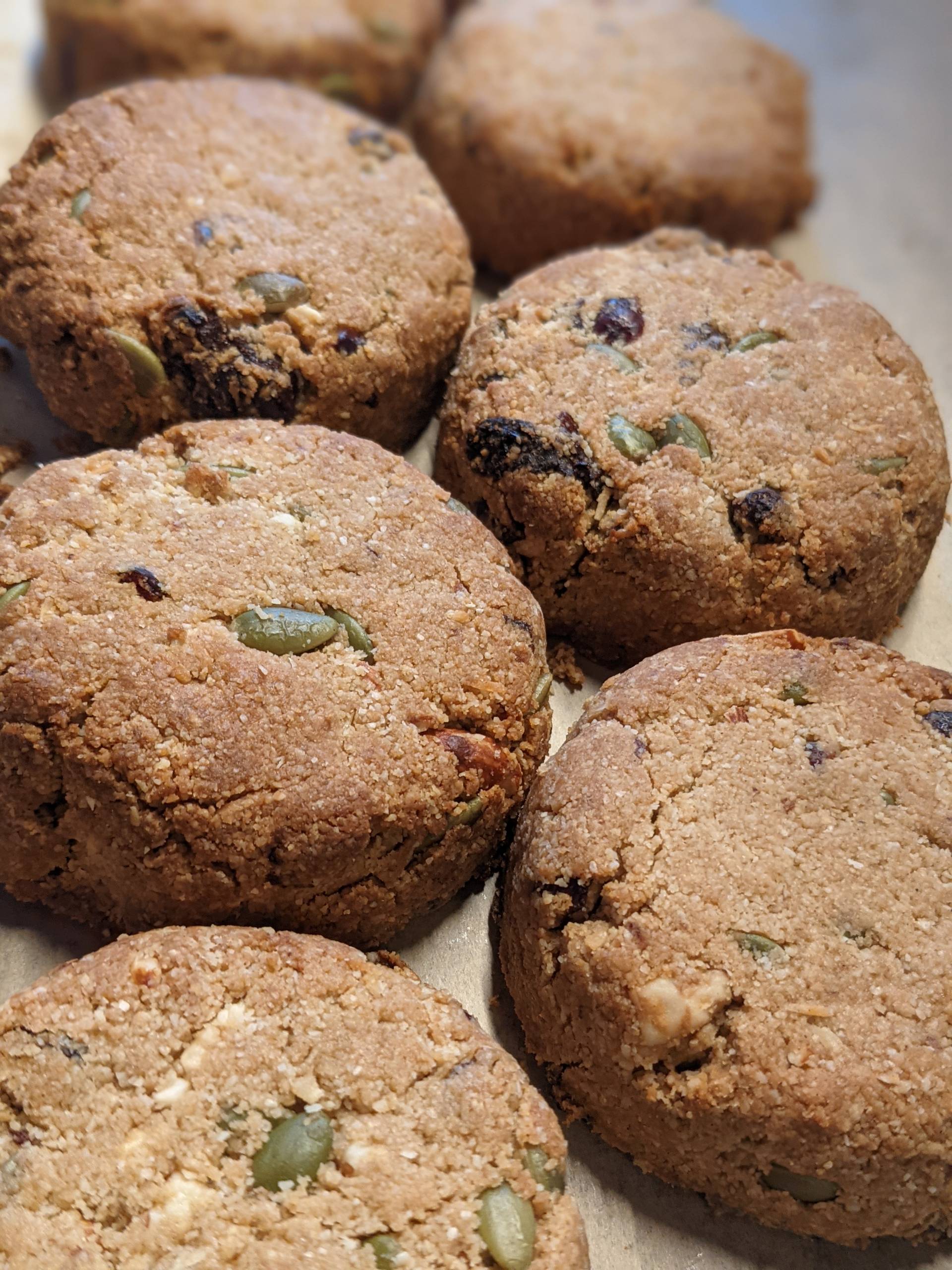 Almond Cookie (2 for $8)